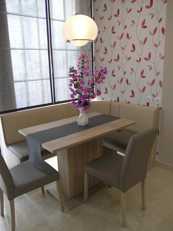 Apartments Dobrila بودغورا المظهر الخارجي الصورة