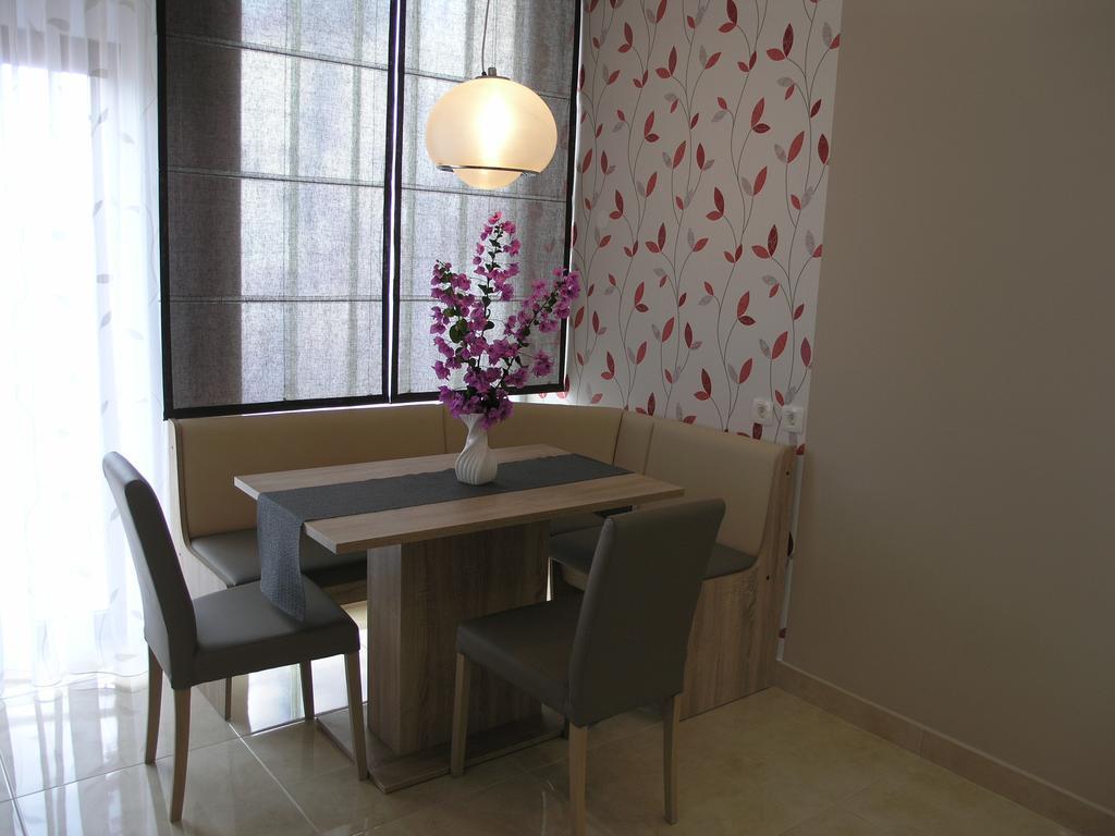 Apartments Dobrila بودغورا المظهر الخارجي الصورة