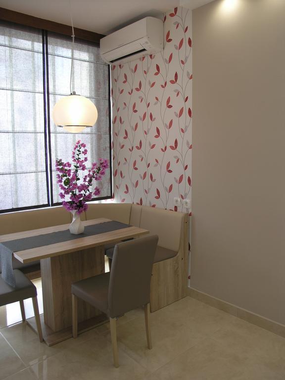 Apartments Dobrila بودغورا المظهر الخارجي الصورة
