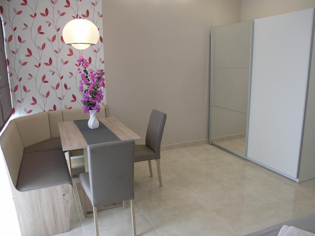 Apartments Dobrila بودغورا المظهر الخارجي الصورة
